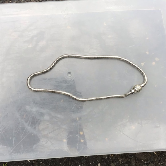 LOFT Magnetic necklace & bracelets set OS - Picture 12 of 12